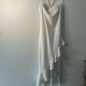Windsor white sexy and elegant white dress. Used once! Amazing